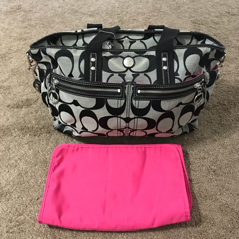 Authentic Coach Diaper Large bag w/changing pad